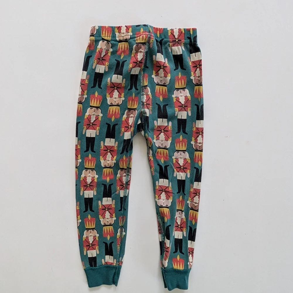 Hanna Andersson Holiday Print Long John Pajama Set Nutcracker Detail